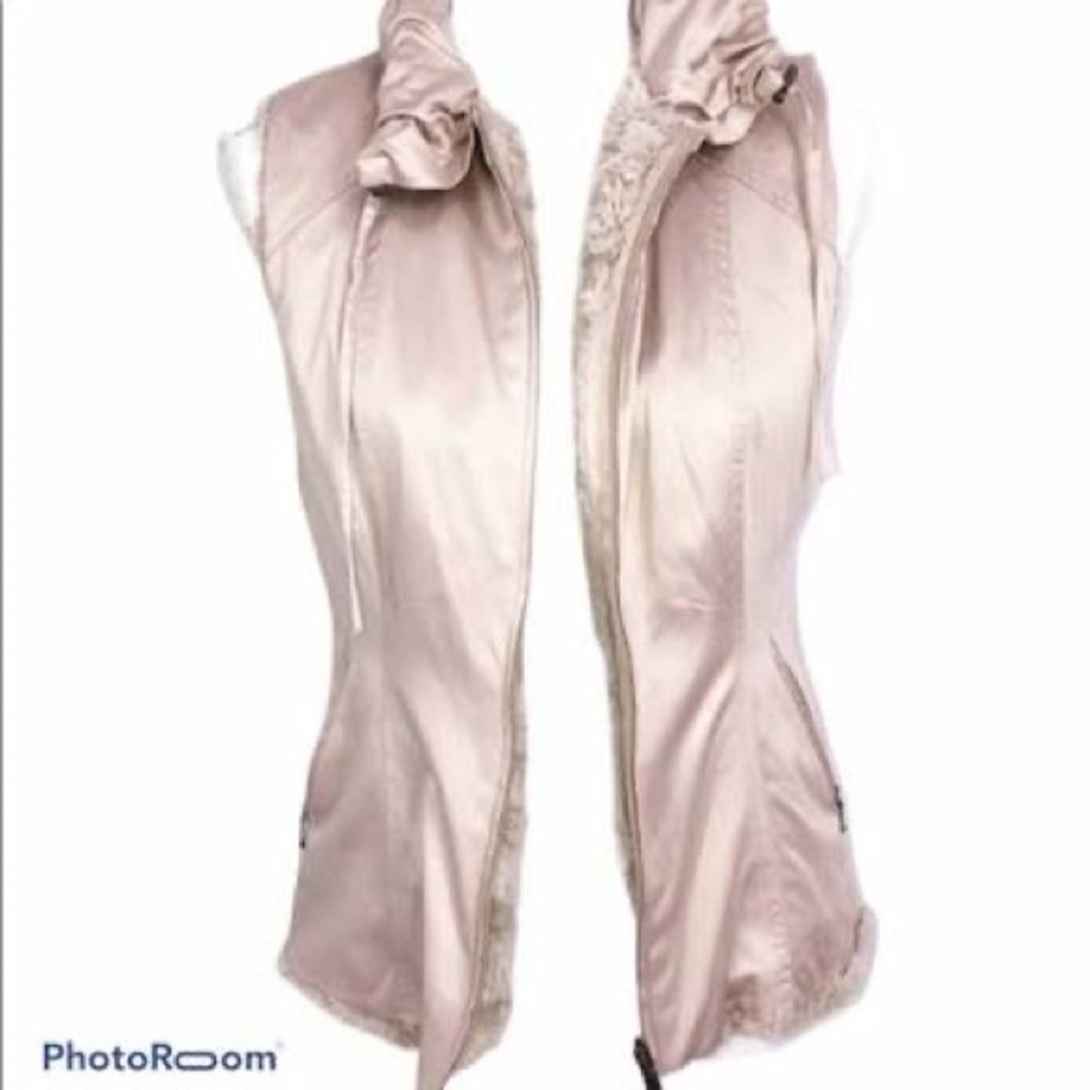Cabi style 251 Snowbunny Faux Fur Vest